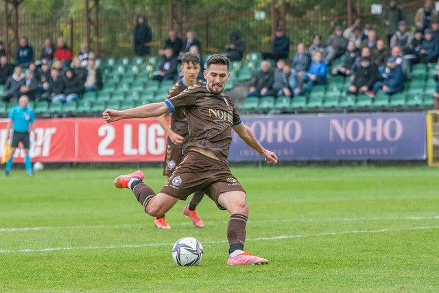 和精确的球 和精确的球